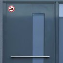 Schuhe verboten Aufkleber – wetterfester Verbotssticker für saubere Bereiche (5 cm 5 Stück)
