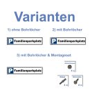 Parkplatzschild - Familienparkplatz - 52 x 11 cm gelocht & Kit Parkverbotsschild parken verboten Einfahrt freihalten Privatparkplatz
